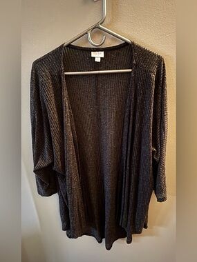 LuLaRoe Lindsay Charcoal Gray Ribbed Open Cardigan Very Lightweight/Sheer